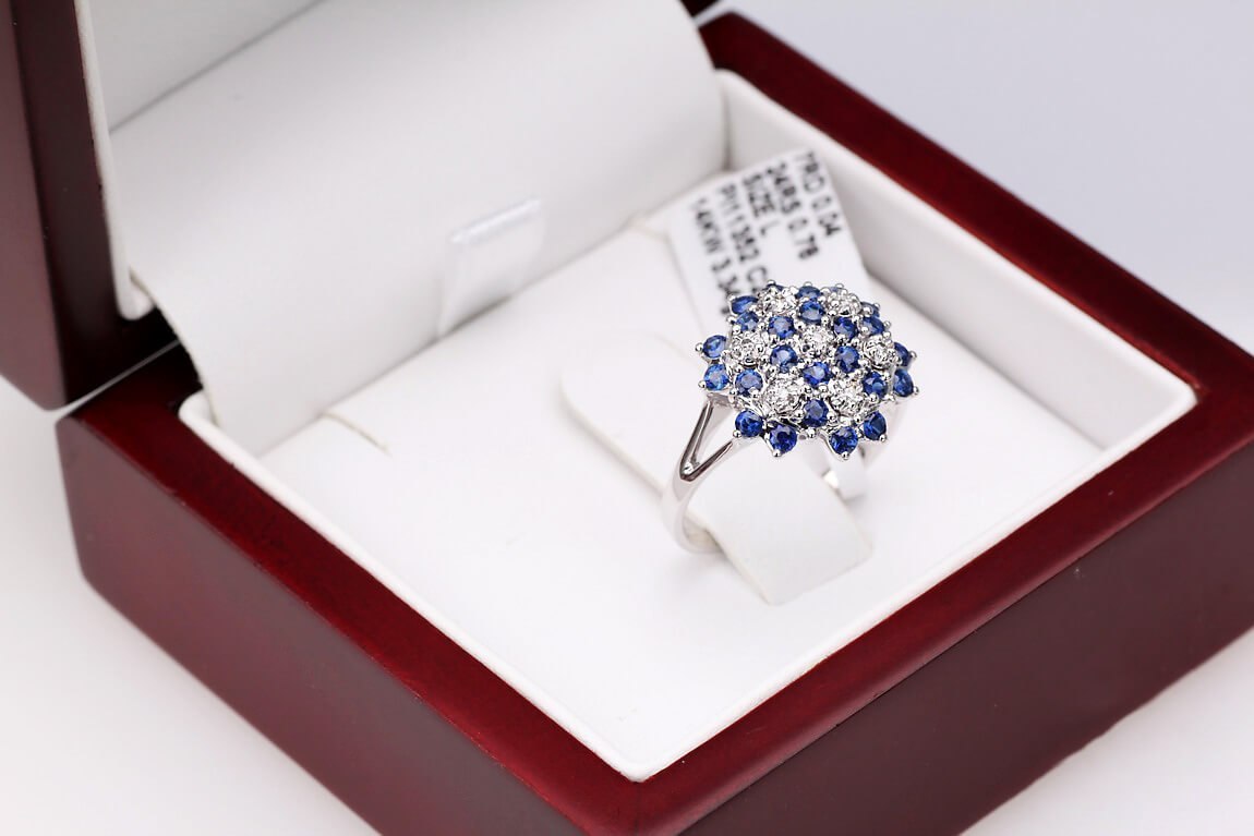 Złoty pierścionek PBD1600 - Diament